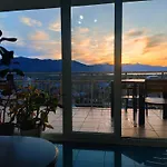 Sunset View Rooftop Apartmán Shkodër