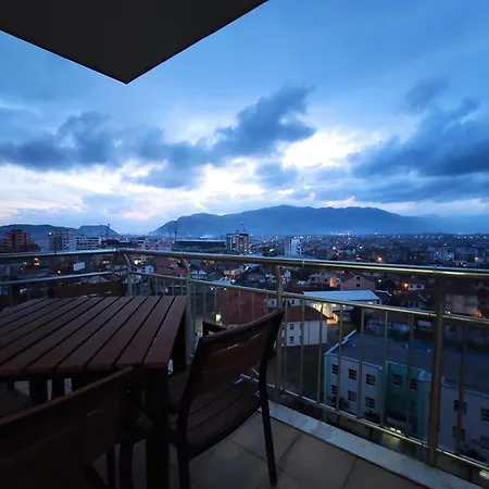 Sunset View Rooftop * Shkodër