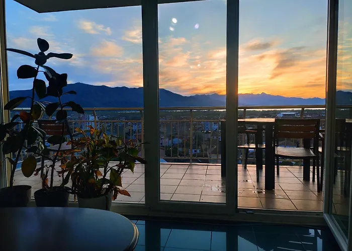 Sunset View Rooftop דירה שקודר